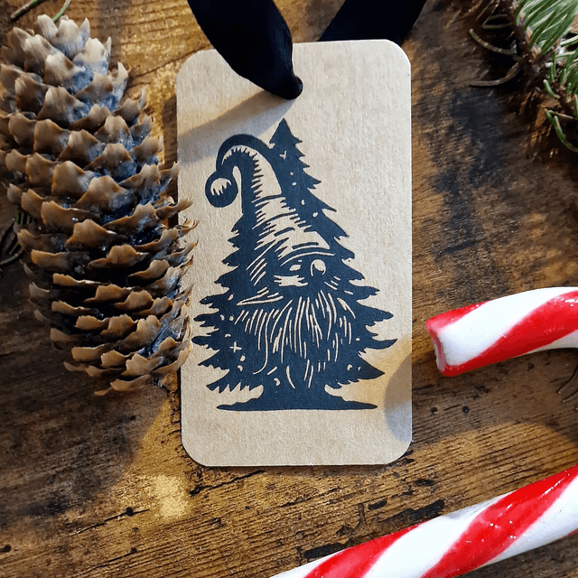 Linogravure - Etiquettes de Noël - Gnome Sapin / Gnome Boule